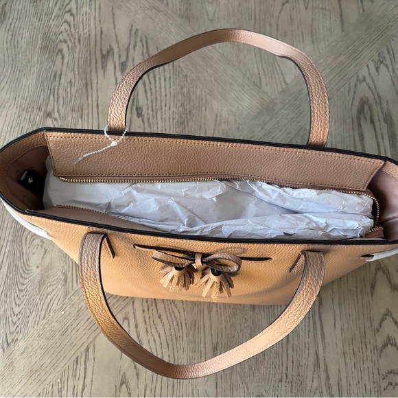 Kate Spade hayes medium tote-New - Picture 5 of 6